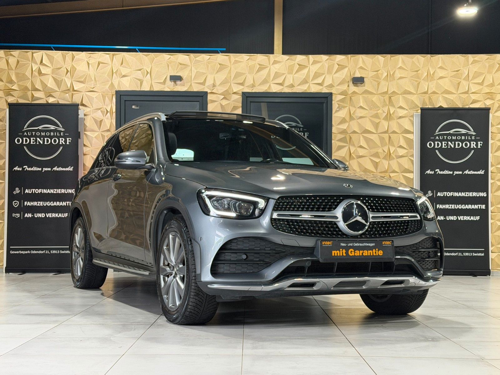 MERCEDES-BENZ GLC 400d 4Matic *AMG*Panorama*MBUX*Memory