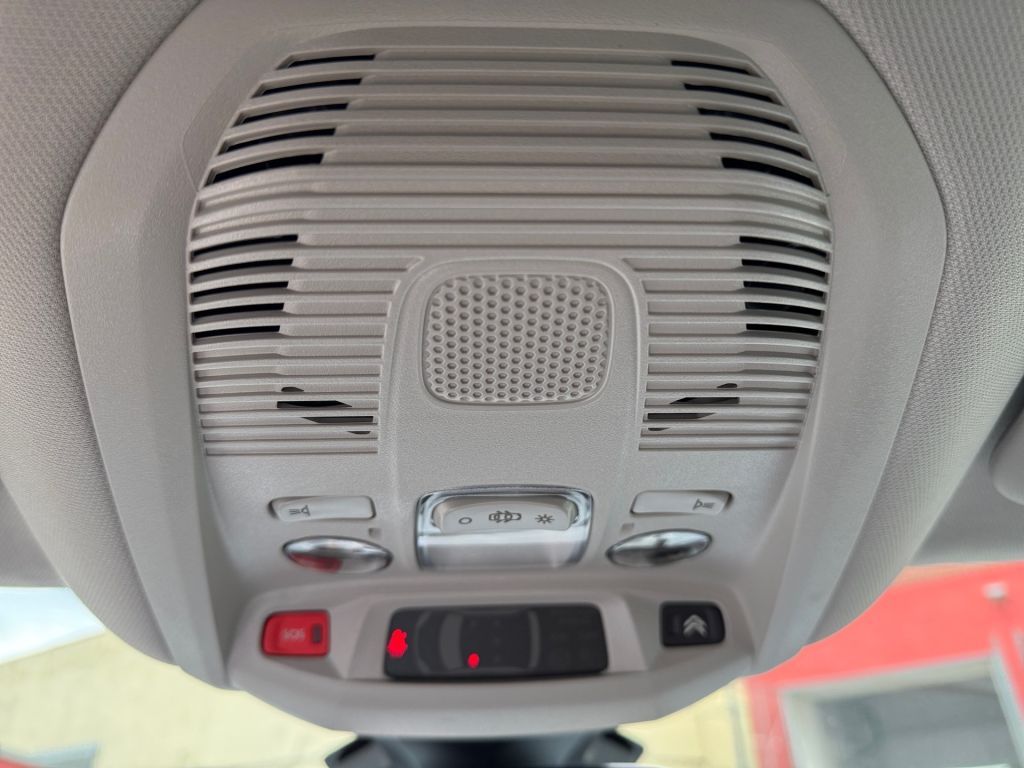 Fahrzeugabbildung Citroën C5 Aircross Hybrid 145 ë-DSC6 MAX