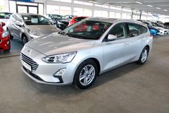 Fahrzeugabbildung Ford Focus Cool & Connect NAVI + WinterPaket + PDC