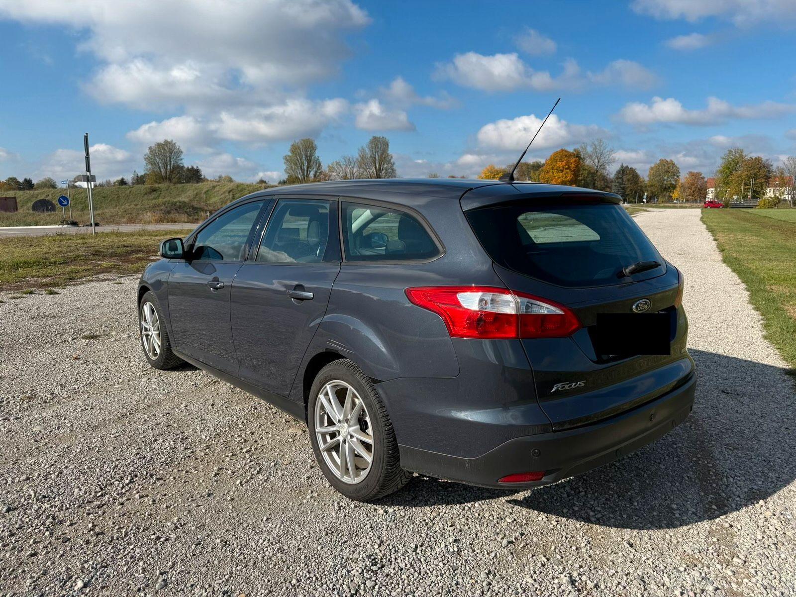 Ford Focus 2014 — photo 6