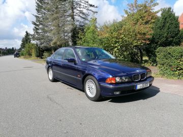BMW 528 - 9