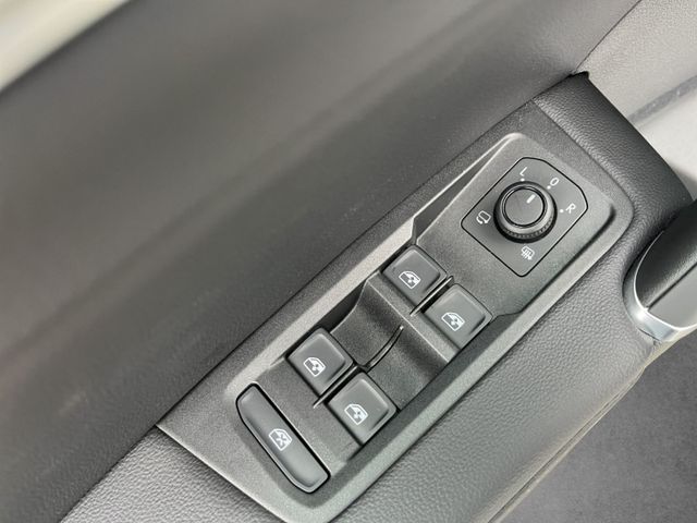 Touran Goal 2.0 TDI DSG,ACC,IQ.LIGHT,Navi,AHK