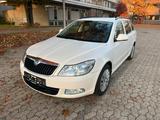 Skoda Octavia 1.9 TDI PD Ambiente - Skoda Octavia mit Diesel-Antrieb: Limousine, 1.9