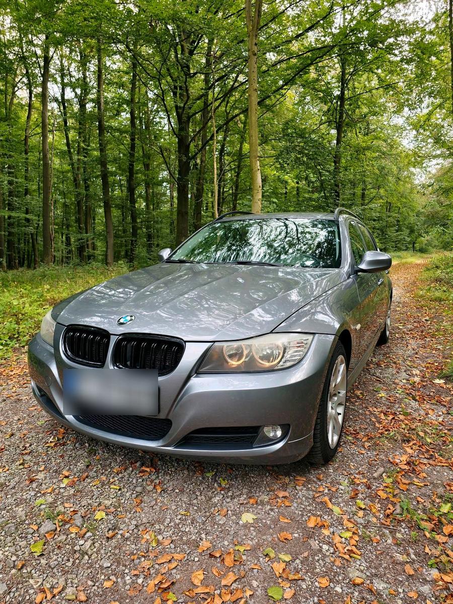 BMW 316 2009 — photo 7