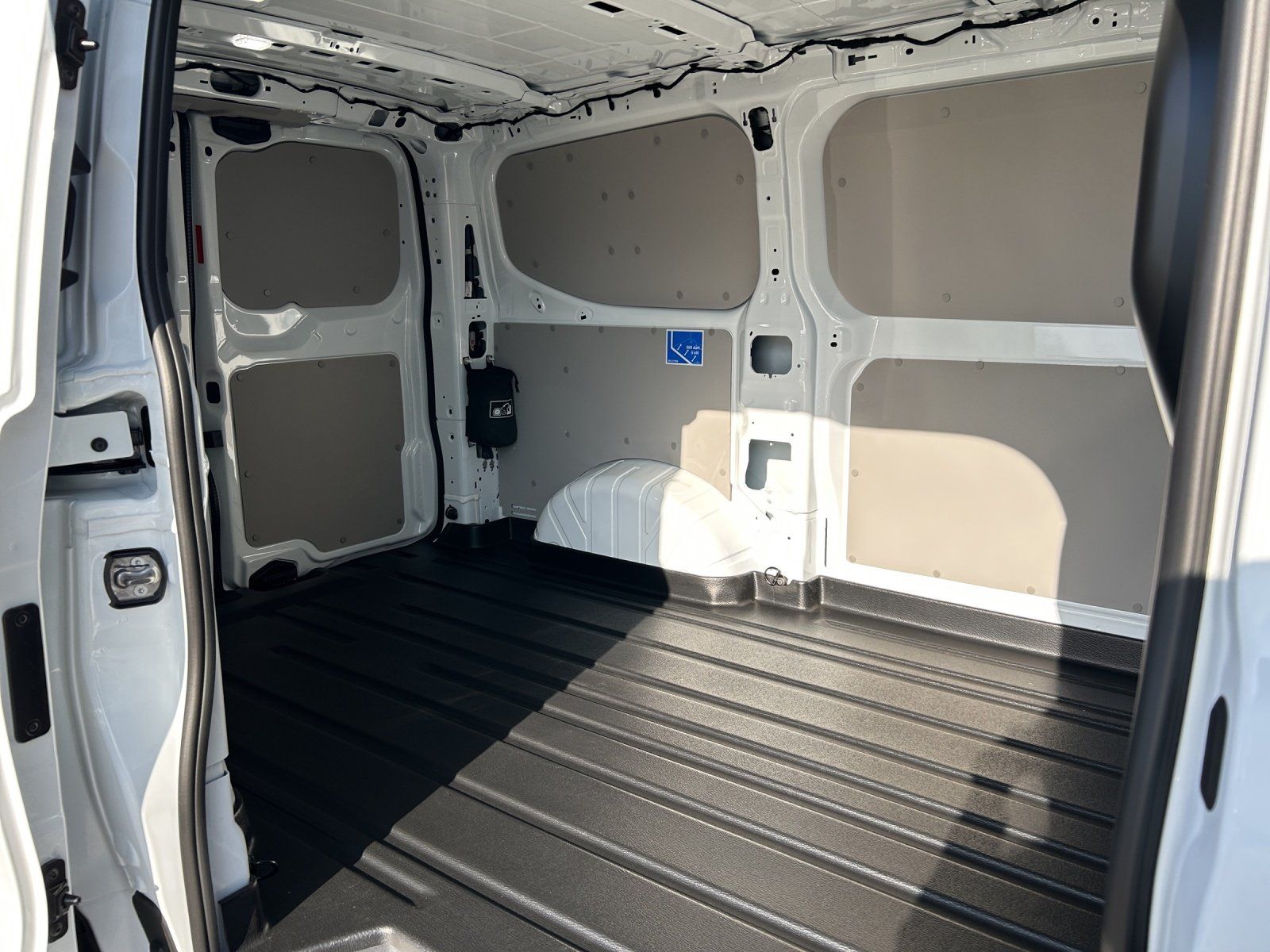 Fahrzeugabbildung Ford Transit Custom Elektro 320 L1 Trend LED Navi PPO