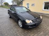 Mercedes-Benz CLK 200 KOMPRESSOR AVANTGARDE - gebrauchte Mercedes-Benz CLK 200 aus dem Jahr 2005