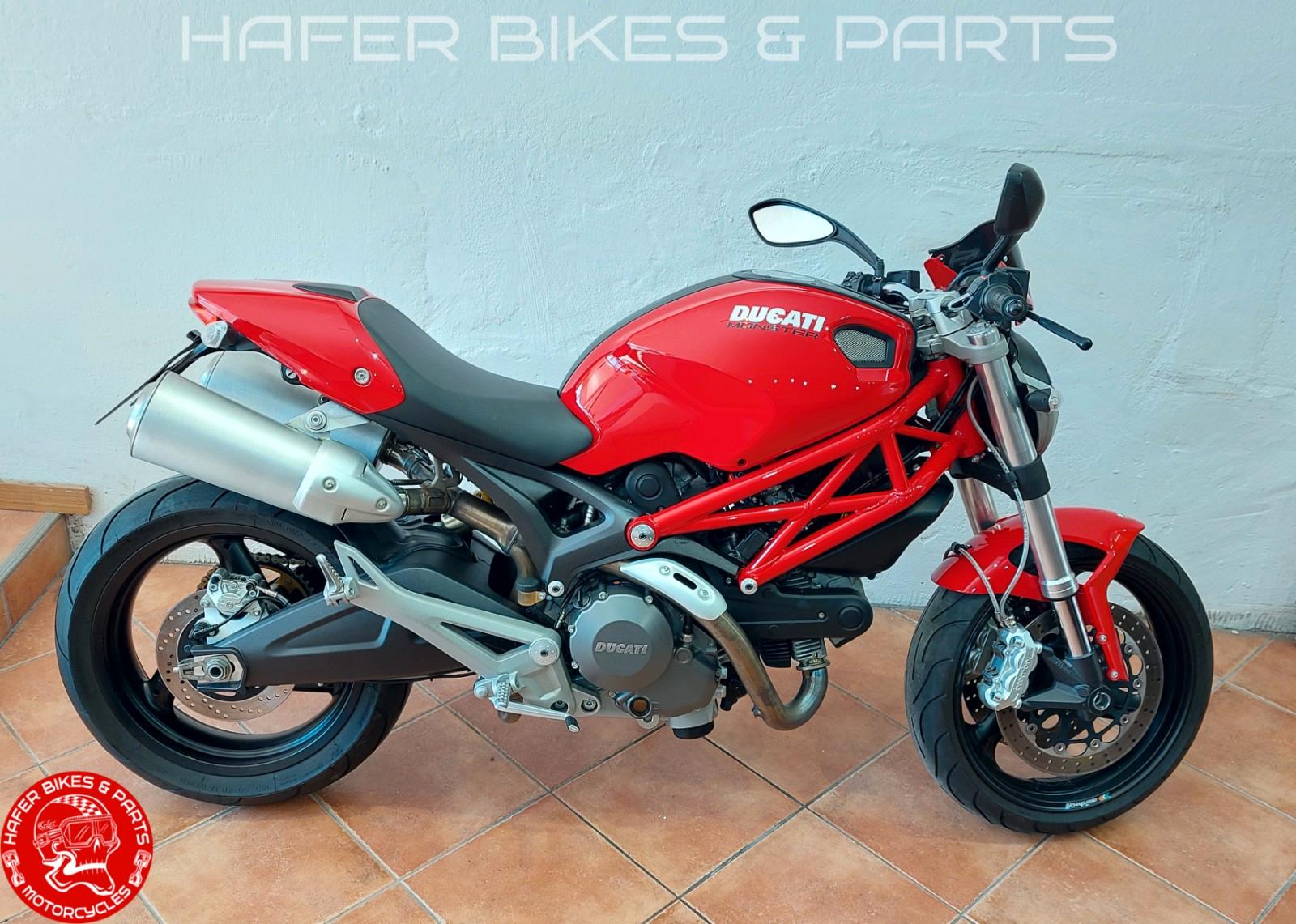 Ducati Monster 696 2.Hd SERVICE NEU A2 mög 1Jahr Gew.