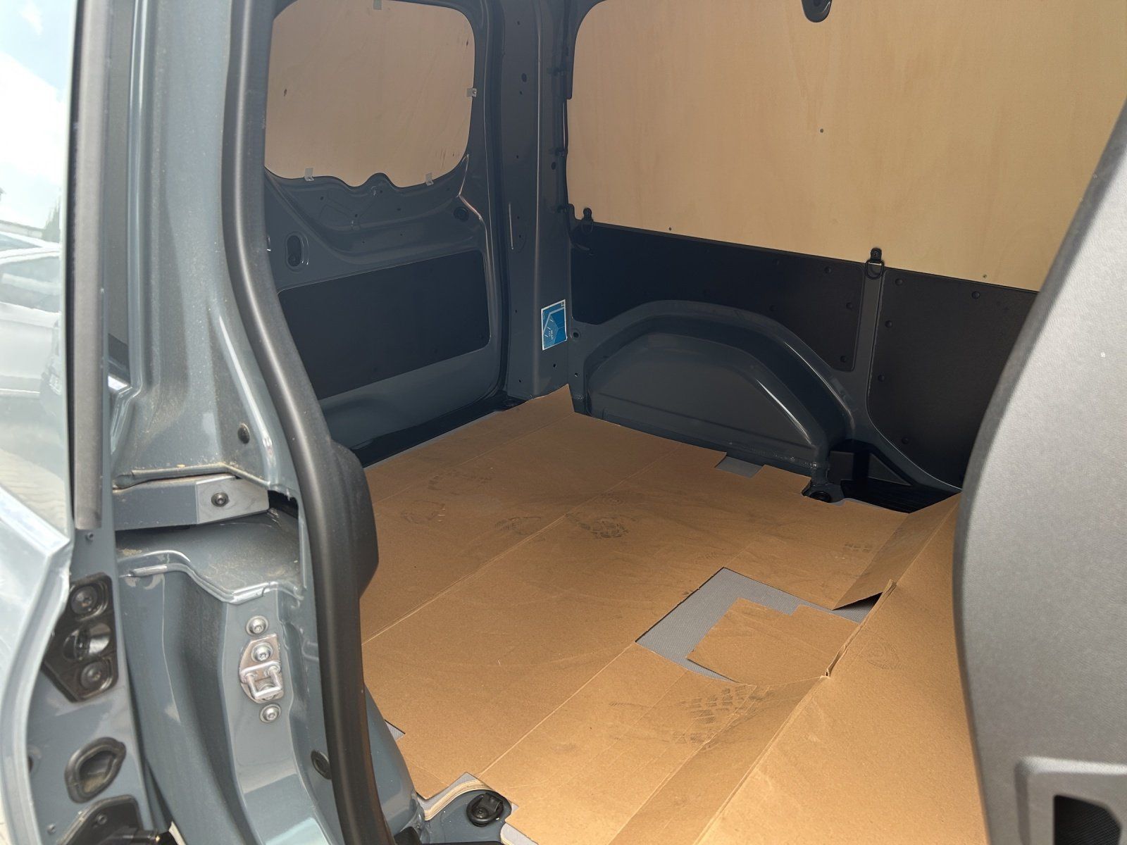 Fahrzeugabbildung Mercedes-Benz Mercedes-Benz Citan 112 CDI Standard Pro Klima L