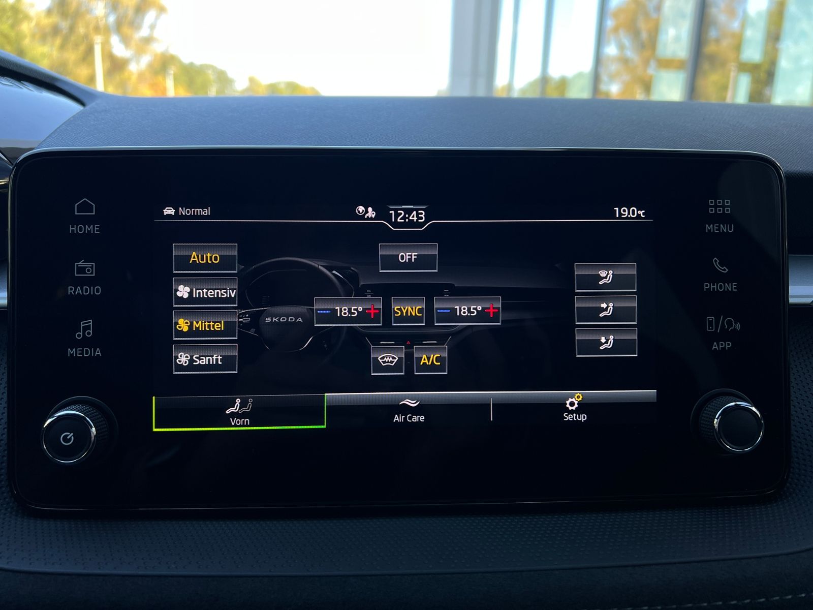 Fahrzeugabbildung SKODA Fabia Monte Carlo 1.0 TSI DSG *LED, SmartLink, K
