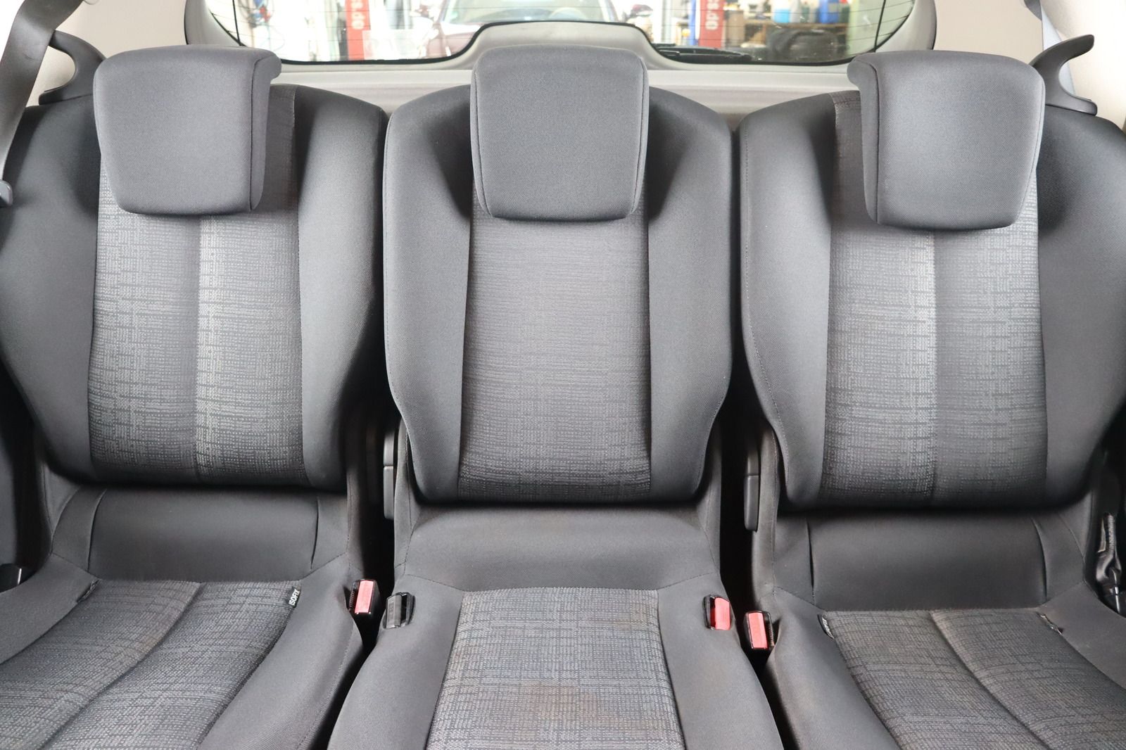 Fahrzeugabbildung Renault Megane Scenic 1.6 16V * Klima * Isofix