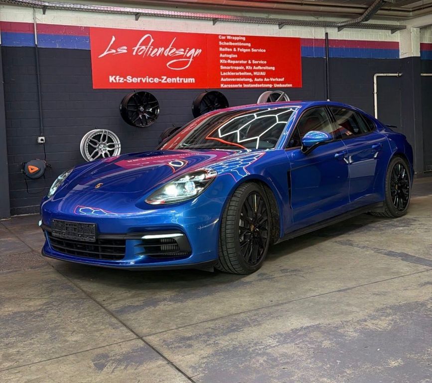 Image of Porsche Panamera