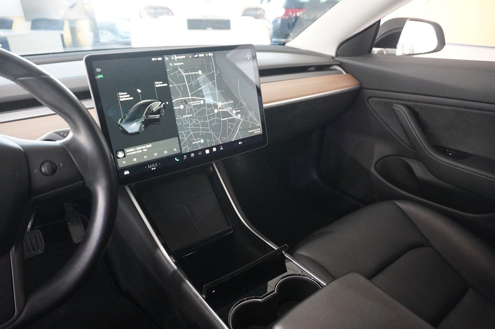 Fahrzeugabbildung Tesla Model 3 LONGRANGE DUAL-MOTOR NAVI/KAMERA/PANO/SH