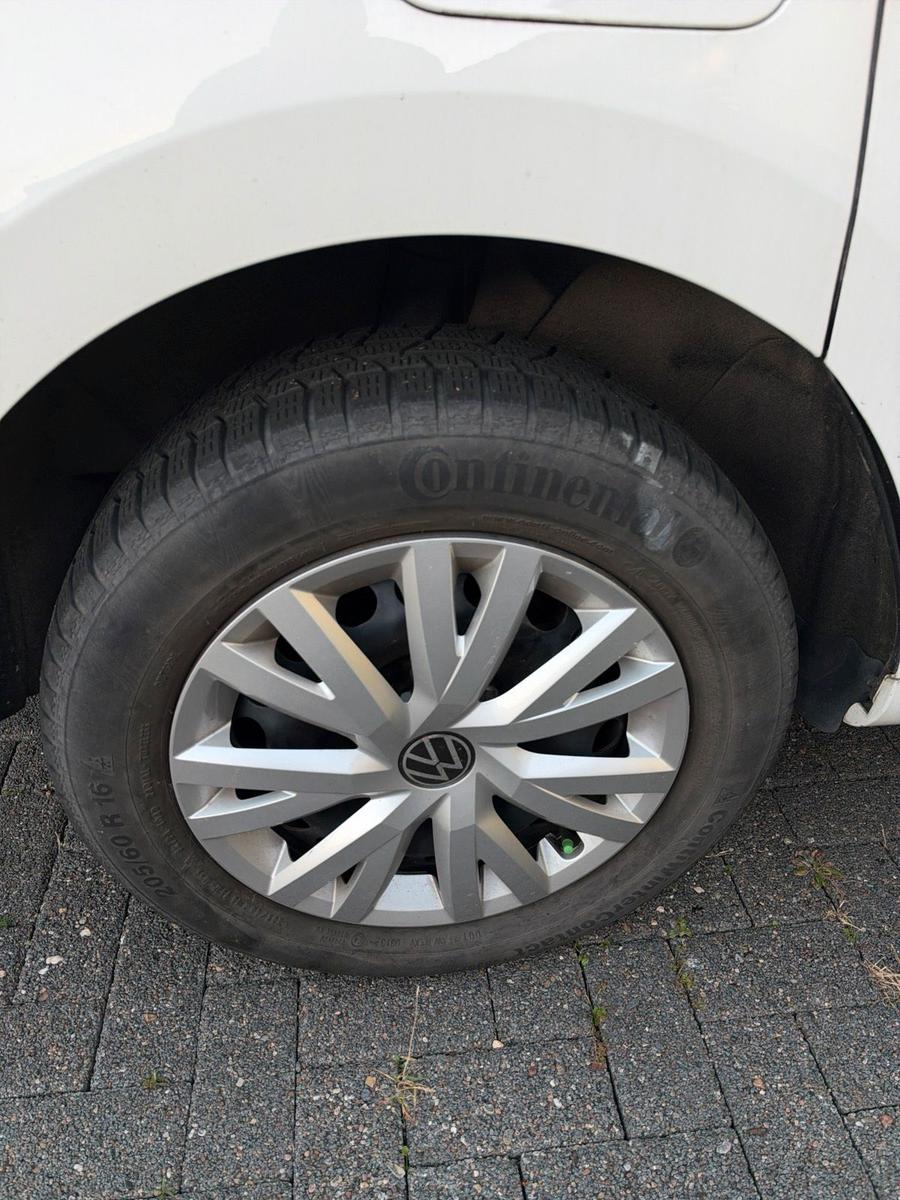 Volkswagen Sharan 2012 — photo 9
