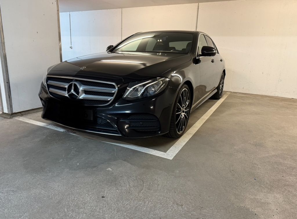 Mercedes-Benz E 220
