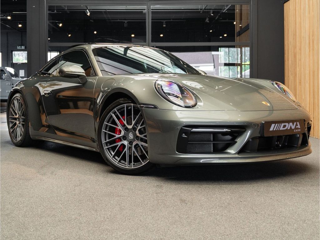 Porsche 992