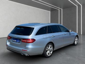 Mercedes E 220 - 6