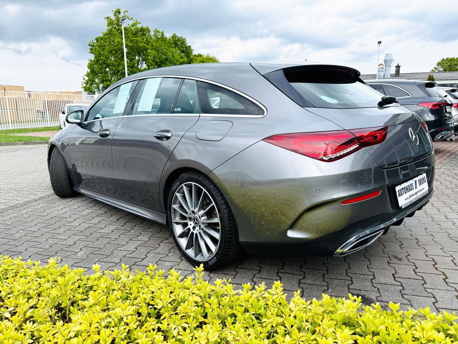 Fahrzeugabbildung Mercedes-Benz CLA 200 Shooting Brake AMG, Comand, LED, Easy Pa