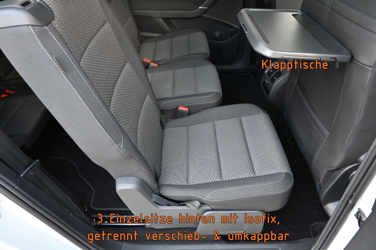 Fahrzeugabbildung Volkswagen Touran 2.0 TDI DSG °ACC°AHK°PANO°STANDHEIZ°7-SI°