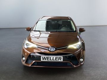 Toyota Avensis - 2