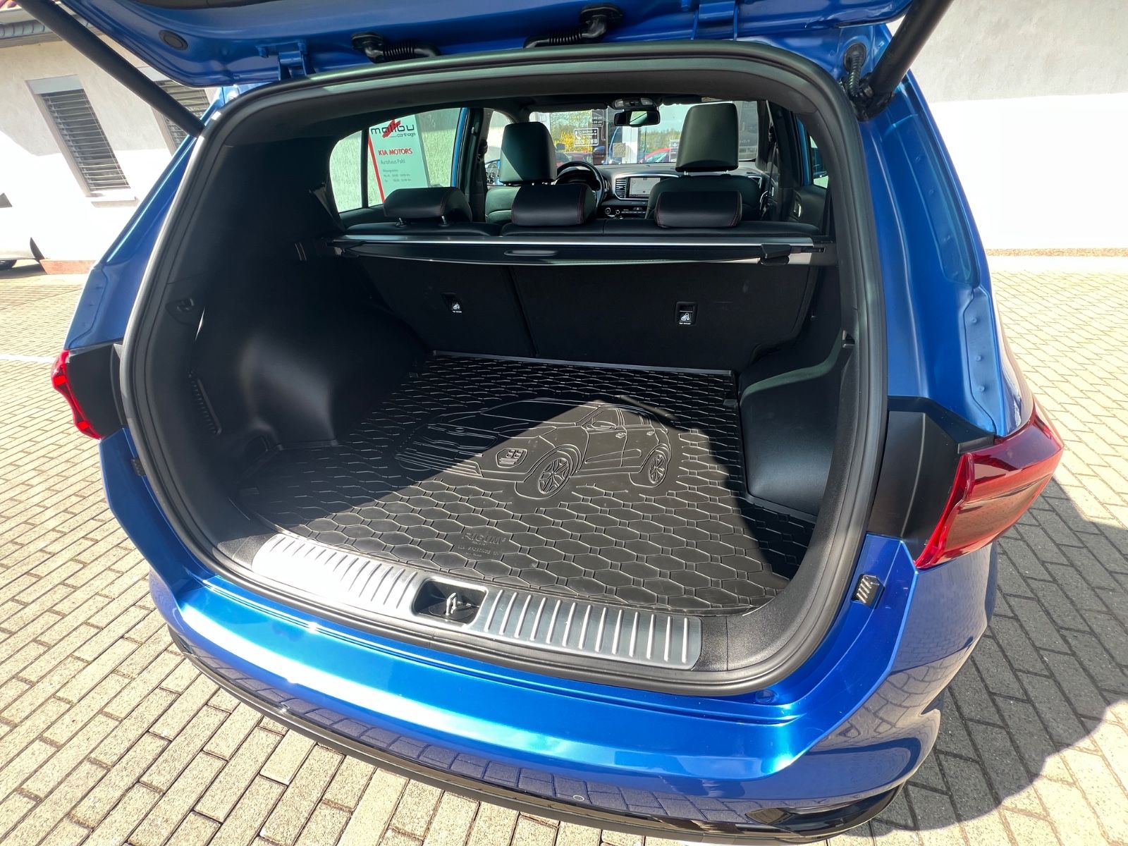 Fahrzeugabbildung Kia Sportage 1.6 T-GDI AWD DCT GT LINE