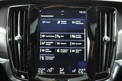 Fahrzeugabbildung Volvo S 90 T5 Lim*Mom*LED*Navi*STHZ*Miete*MIETKAUF