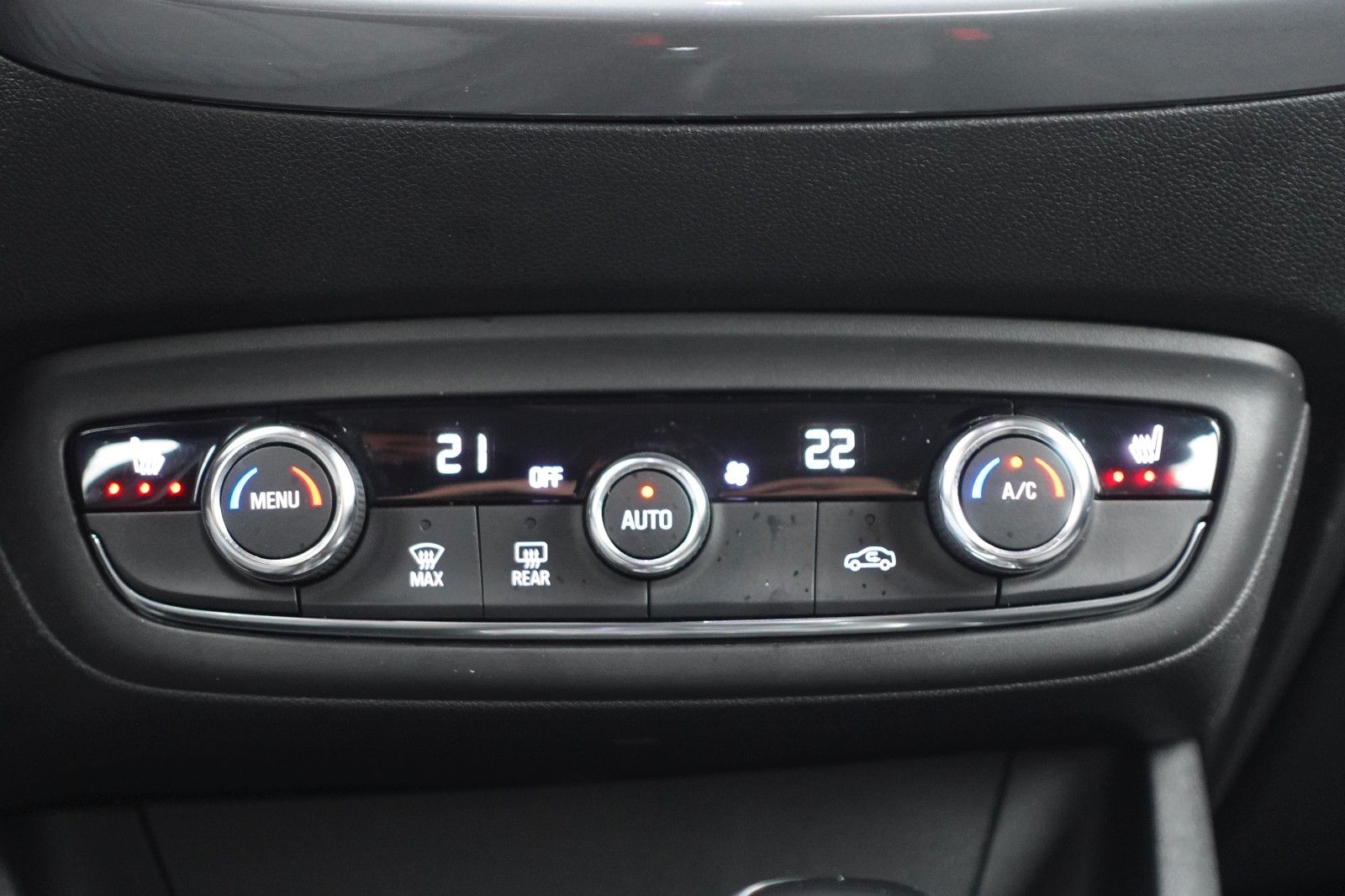Fahrzeugabbildung Opel Crossland Elegance 1.2T AUTOMATIK,Kamera,Sitzhzg