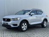 Volvo XC40 1.5 T2 Momentum Core CAM CC LKA TOWBAR 17' - Volvo Gebrauchtwagen von 2020