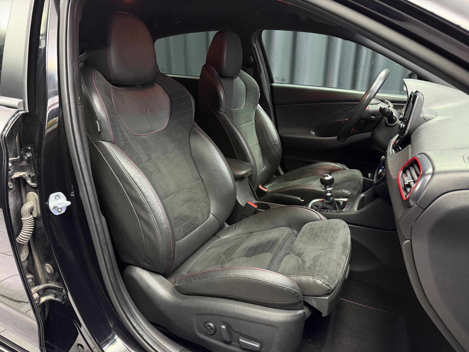 Fahrzeugabbildung Hyundai i30 Fastback N Performance|SCHALTER|PDC|NAVI