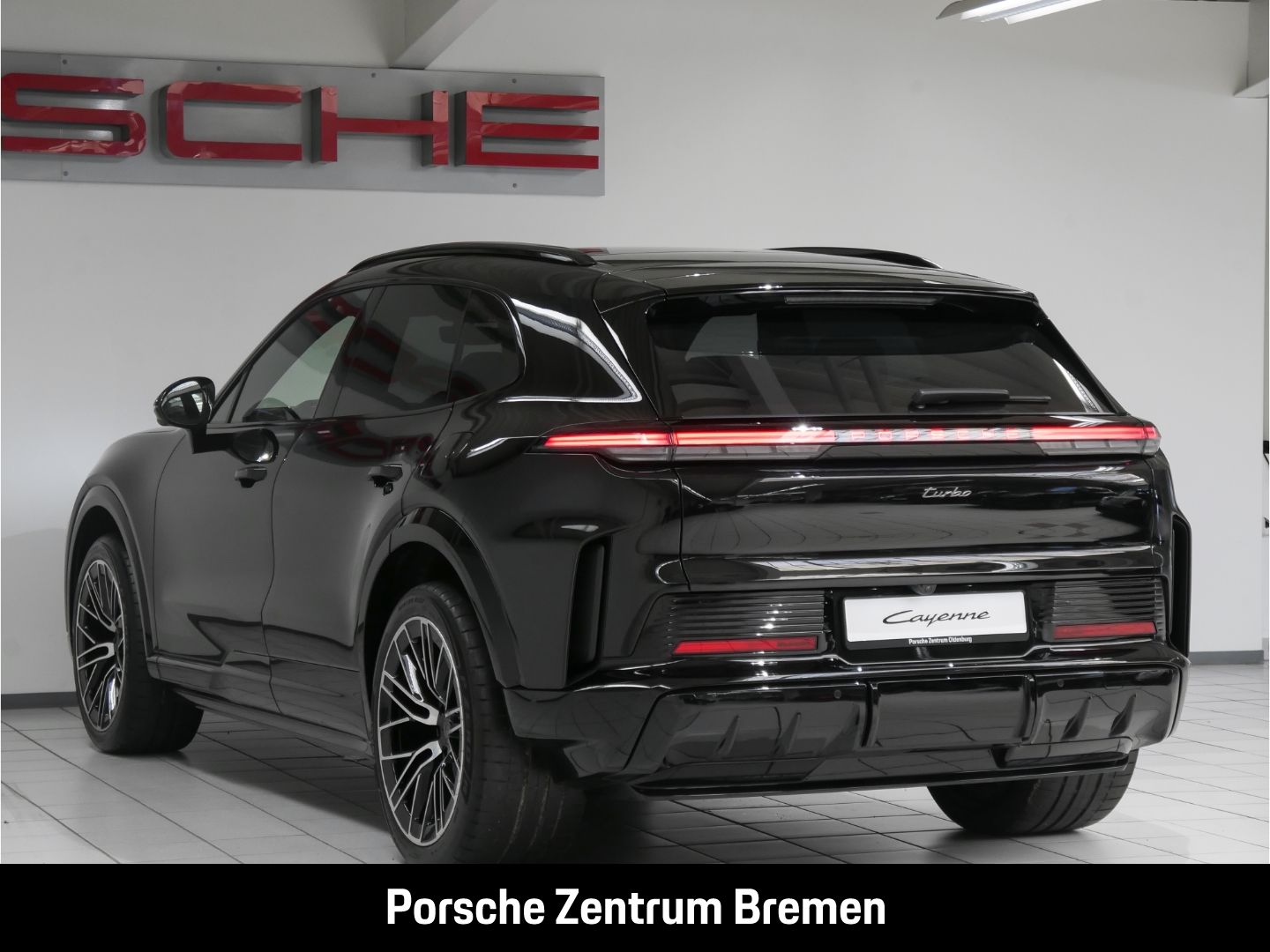 Porsche Cayenne Turbo Electric Panorama 22'' SportDesign imagem 3