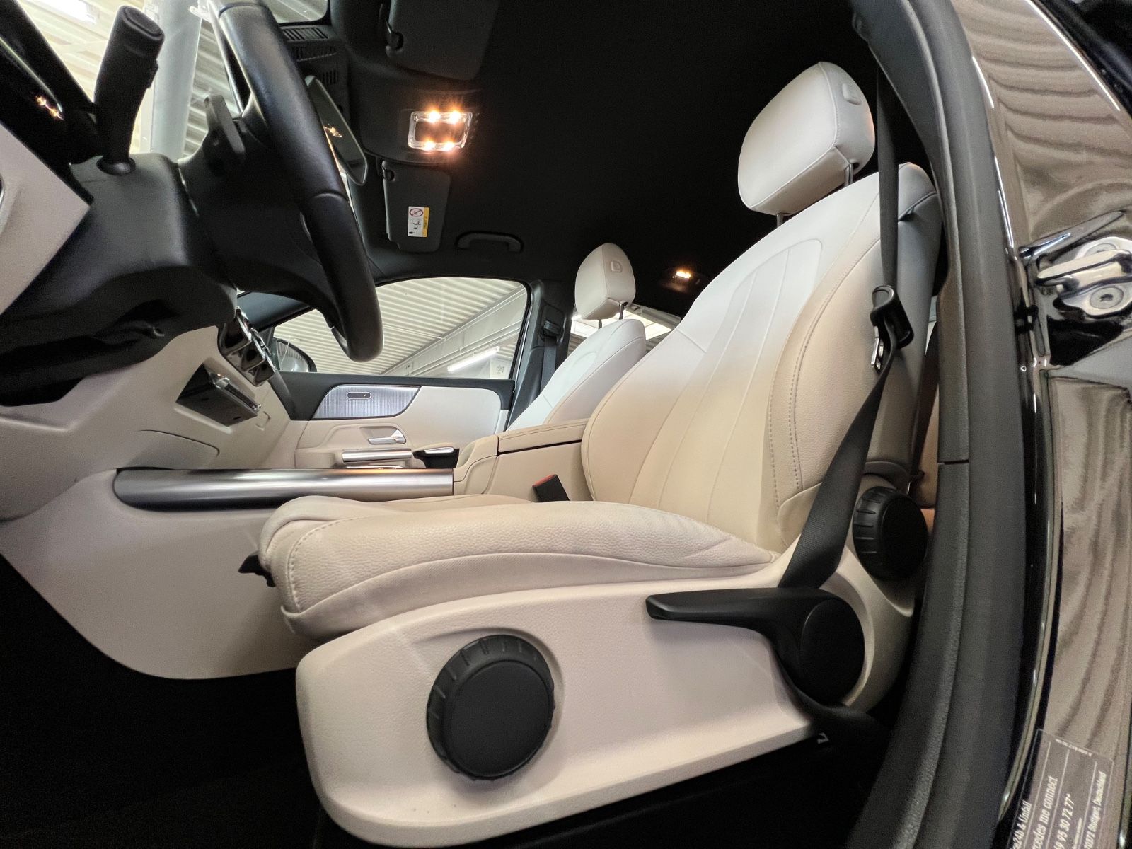 Mercedes-Benz GLA 180d Progressive Business+High End+Park Pak. foto 24