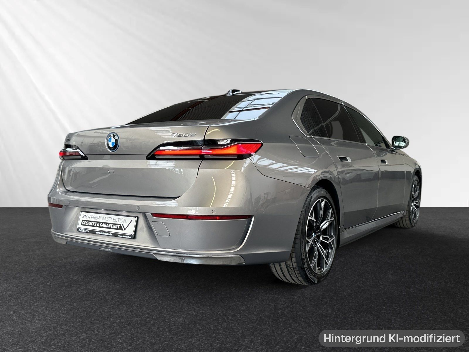BMW 750e xDrive TV-Fond-Entert. DA&PAProf. Sitzbelüf foto 3