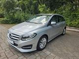 Mercedes-Benz Mercedes B-Klasse 180*Automatik*Kamera* - : Van, Mercedes