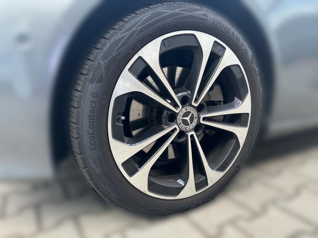 Fahrzeugabbildung Mercedes-Benz C 220 d T Avantg. Night AHK Totw. LED SHZ Ambi.