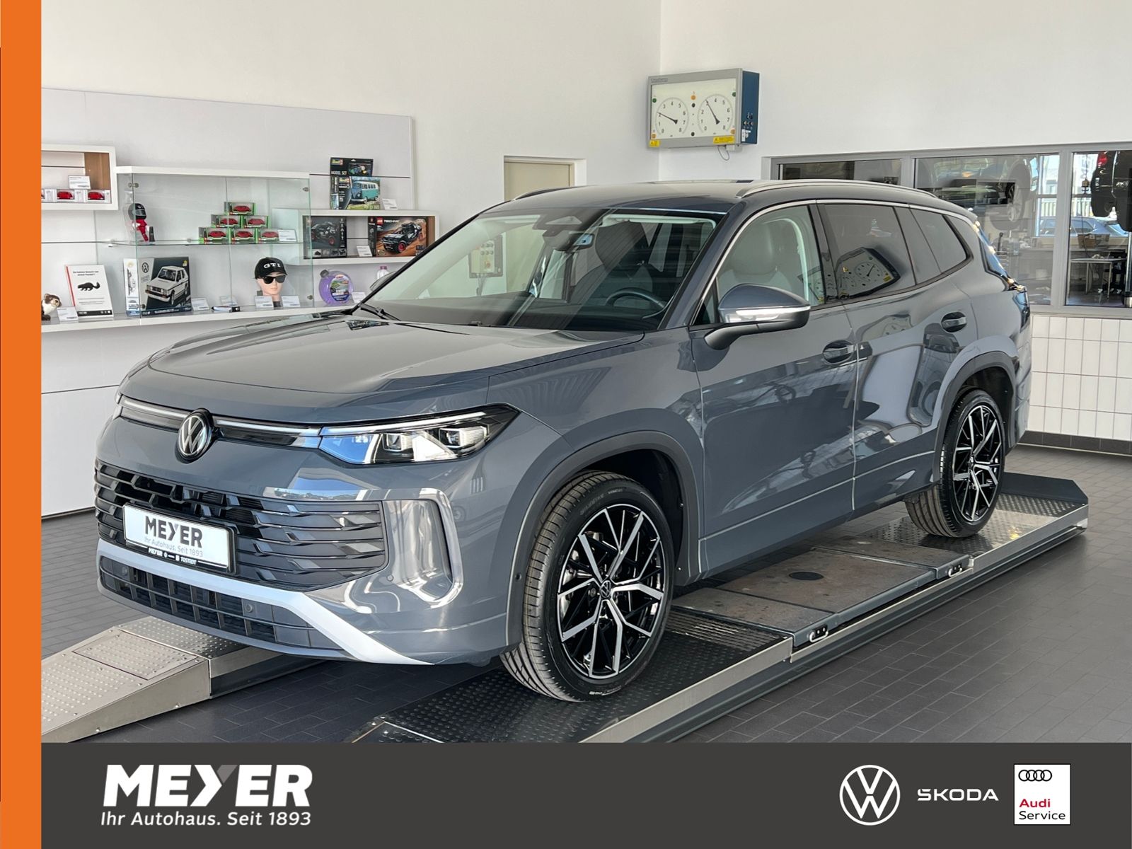 Volkswagen Tayron LIFE 1.5 eTSI DSG *AHK, 7-Sitzer, LED, AC