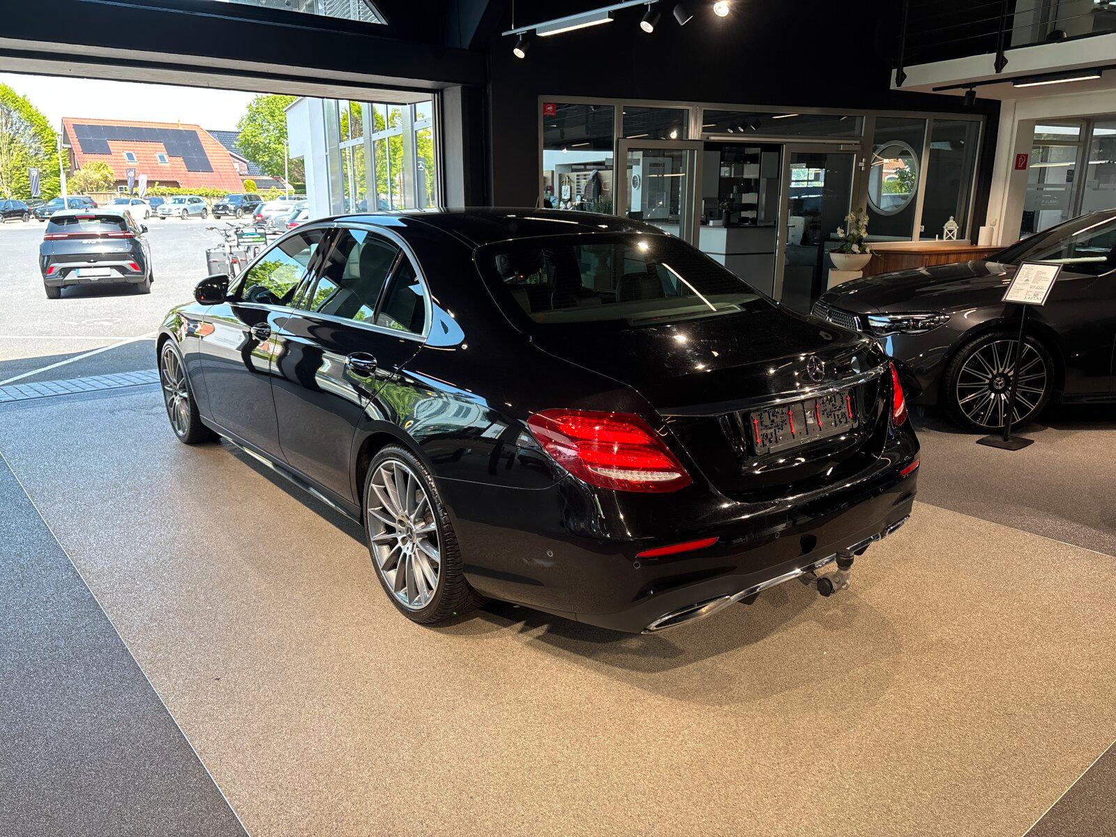 Mercedes-Benz E 220d Limo AMG Line*AHK*Cam*Memory*Burmester*