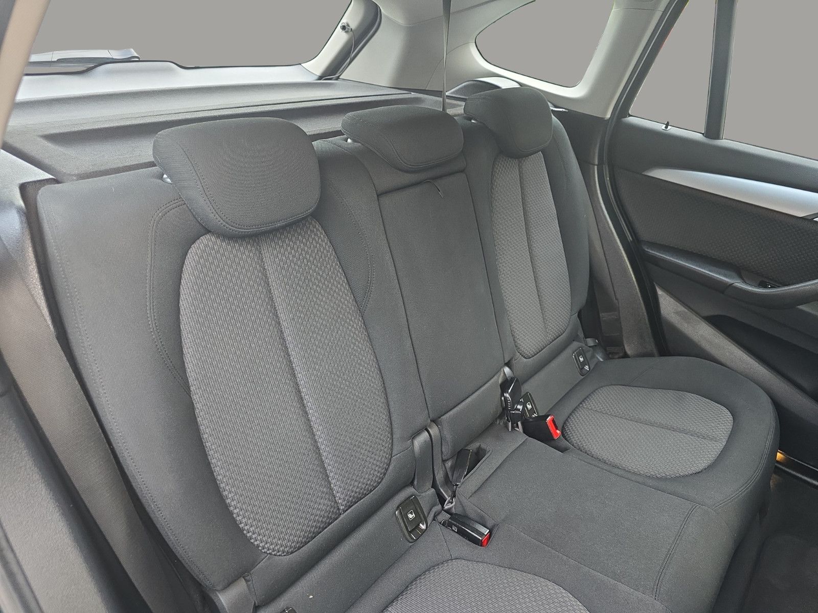 Fahrzeugabbildung BMW X1 sDrive 18d Advantage NAVI TEMPOMAT KLIMA PDC