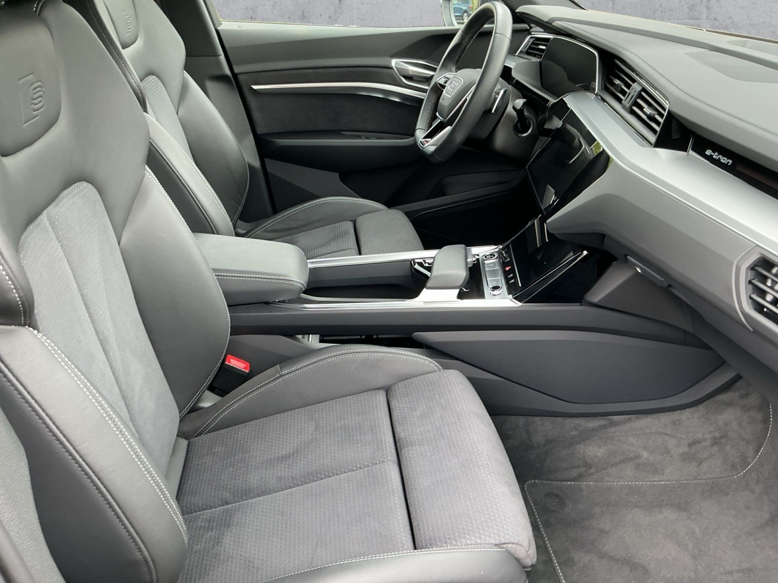 Audi e-tron - Bild 13