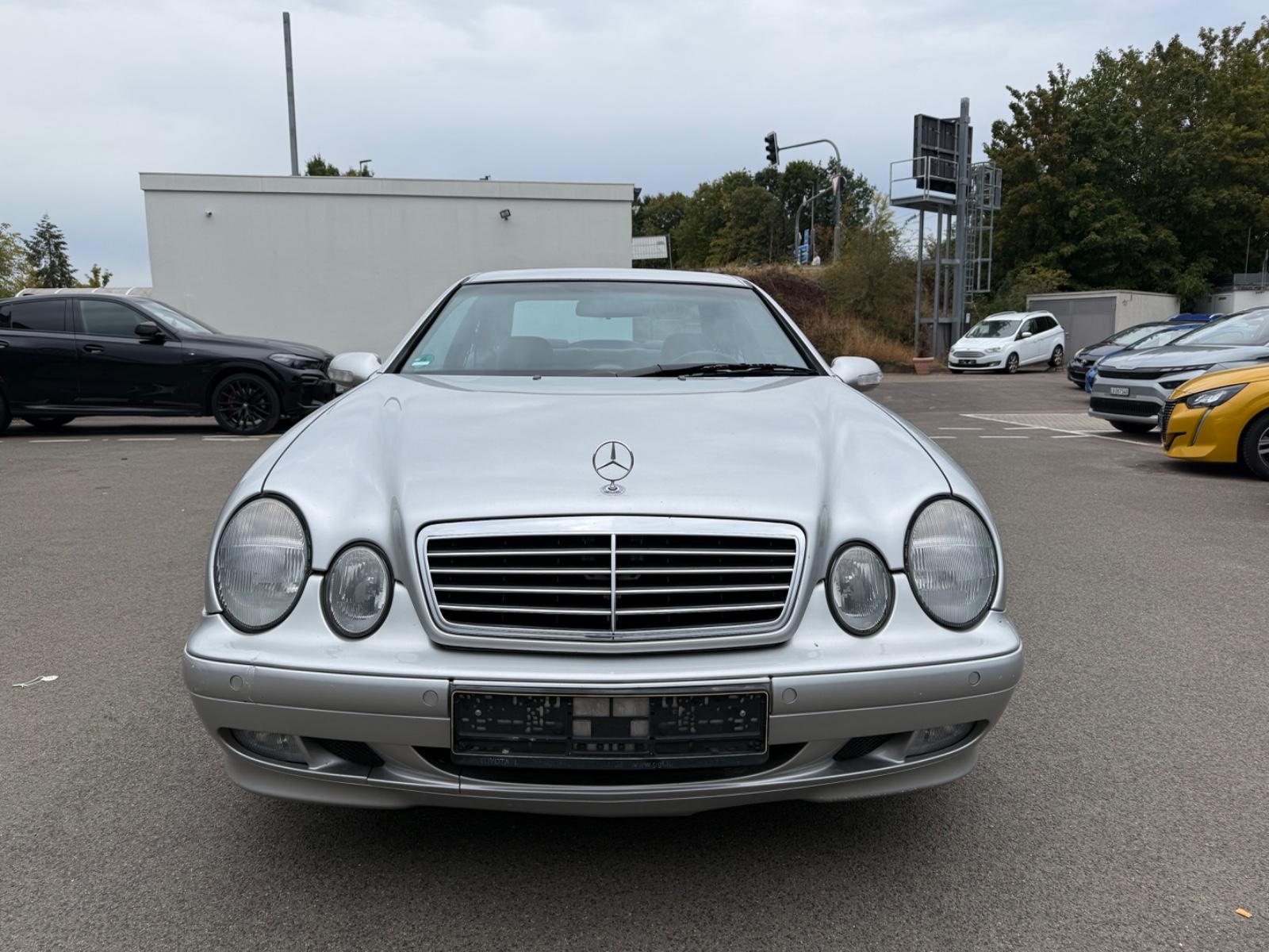 Mercedes-Benz CLK 200 2.0i  KOMPRESSOR *Schiebedach,1.Hand*