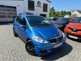 Mercedes-Benz A 170 5-türig*KLIMA*SHZ*PDC - blaue Mercedes-Benz A 170