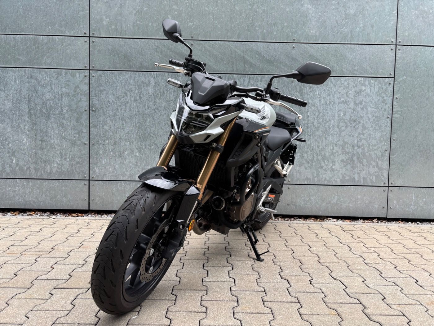 Fahrzeugabbildung Honda CB 500 F
