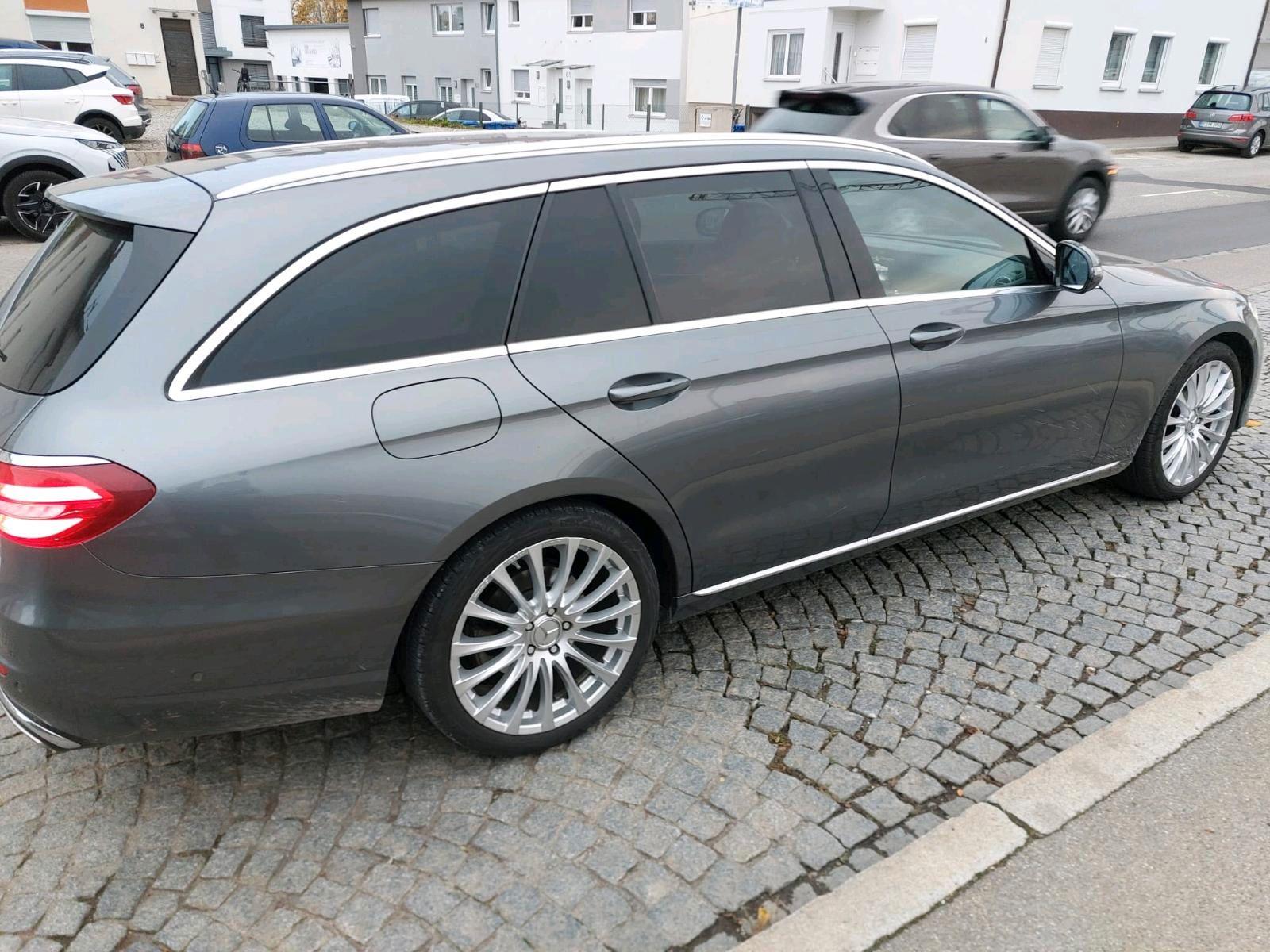 Mercedes-Benz E 200
