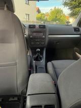 Volkswagen Im Top Zustand Golf 5  2.0 BJ: 2006 zum Ve... - Volkswagen Golf mit Diesel-Antrieb: Coupé