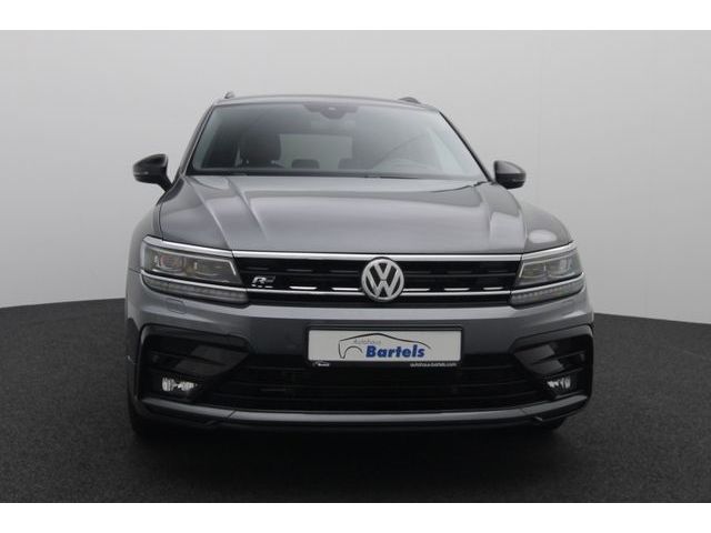Fahrzeugabbildung Volkswagen Tiguan Highline R-Line ACC 4Motion Kamera 19