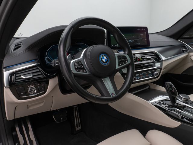Foto Nummer 21: BMW 530e