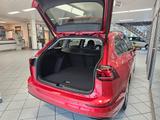 Volkswagen Golf Variant Life Facelift,AHK ankl.,Climatronic - New cars: Rot