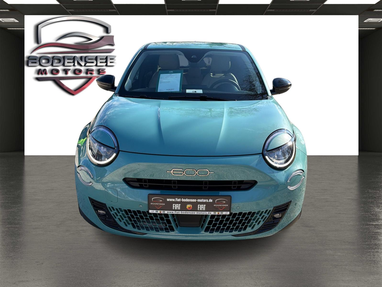 Fiat 600 Hybrid La Prima