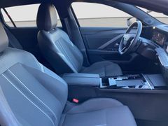 OPEL Astra SportsTourer GS 1.2 Turbo