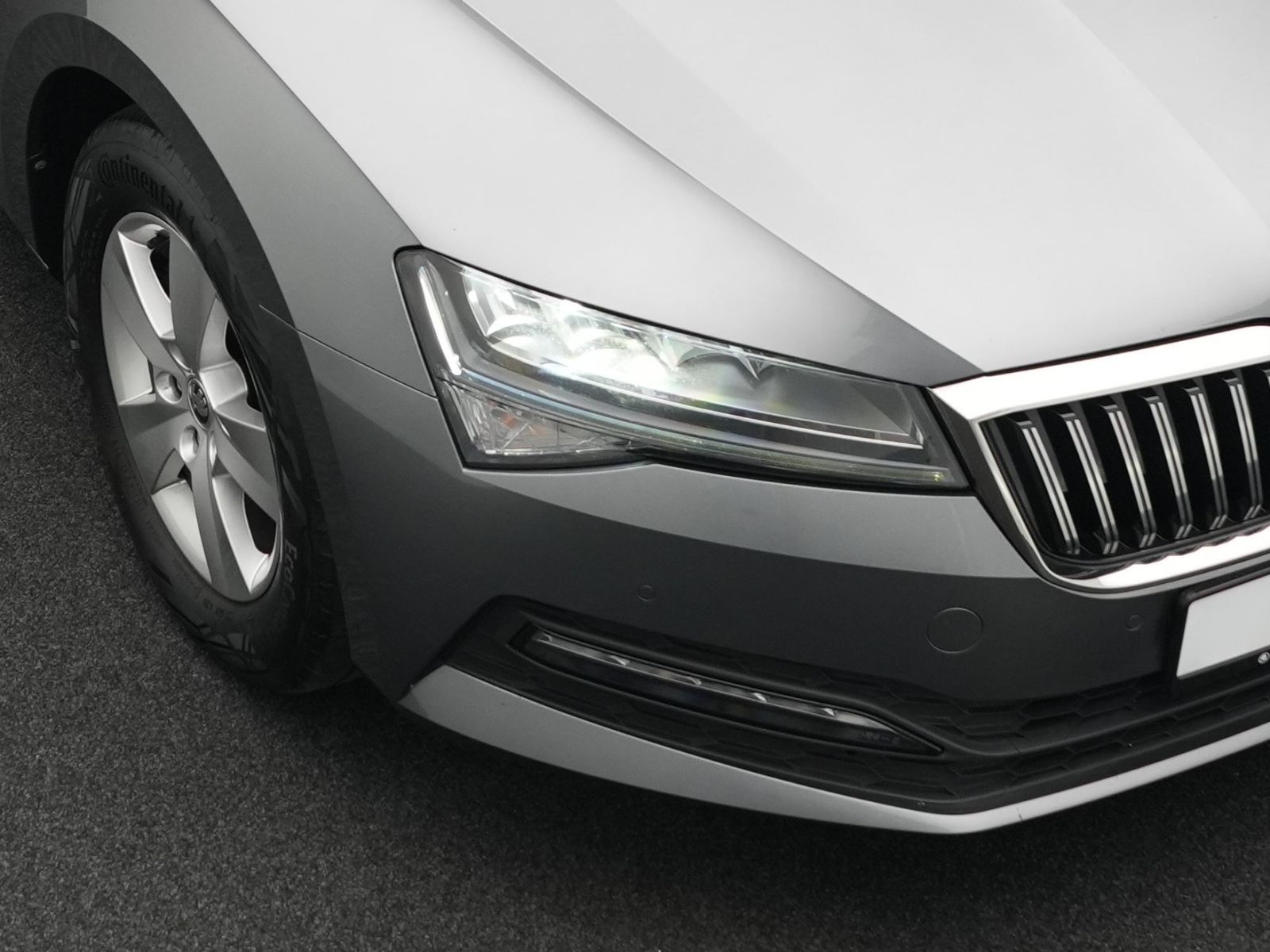 Skoda Superb - Bild 19