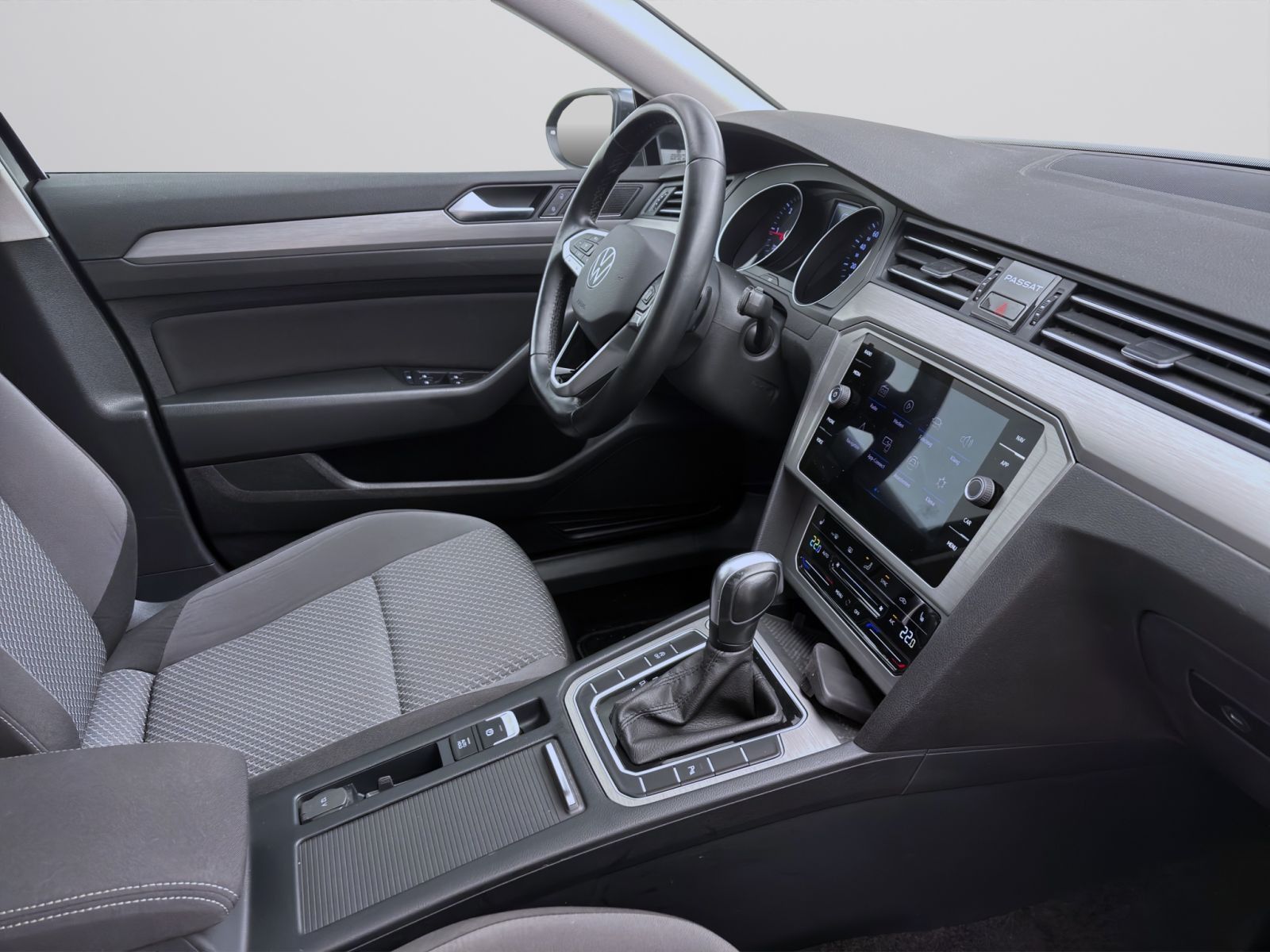 Volkswagen Passat Variant - Bild 17