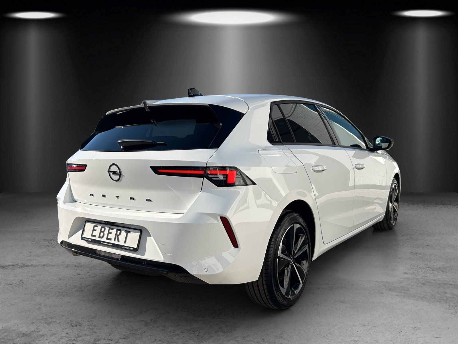 Fahrzeugabbildung Opel Astra L 1.2 Turbo Ultimate Aut./360°/IntelliLux/